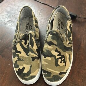 Camouflage Slip-On Sneakers with Green and Tan Canvas
